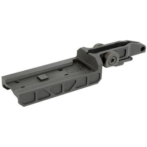 AK ALPHA MINI DOT MOUNT T2 är en robust lösning för att montera rödpunktsikten på AK47/AK74, utan permanenta modifieringar och med inbyggd järnsikt.
