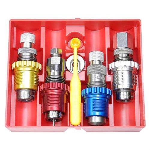 Lee Handgun Breech Lock Carbide 4-Dieset innehåller Carbide Full Length Sizing Die, Bullet Seating Die, Powder Thru Expanding Die och Factory Crimp Dies.