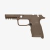 EHG SG9 greppram för SIG P320 med manuell säkerhet, ergonomisk design, flarad magasinbrunn, Picatinny rail och inkluderad Magpul magasinrelease.
