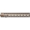 Aero Precision M5 (.308) Enhanced Gen-2 M-LOK handguard erbjuder en lättviktsdesign, anti-rotation flikar och är kompatibel med lågprofil gasblock.