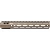 Aero Precision MOD 4 handguard erbjuder robust konstruktion i 6061-T6 aluminium, 7-sidig M-LOK™, och förstärkta QD-fästen för optimal prestanda.