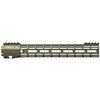 ATLAS S-ONE handguard är lätt, hållbar och designad för AR-15. Den har M-LOK, en smidig profil och en pålitlig fästsystem för optimal prestanda.