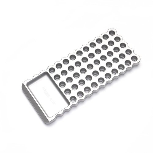 Area 419 Billet Loading Block är anodiserad för ökad hållbarhet, rymmer 50 patroner, har gummifötter för stabilitet och förhindrar att krutkärnor spill.