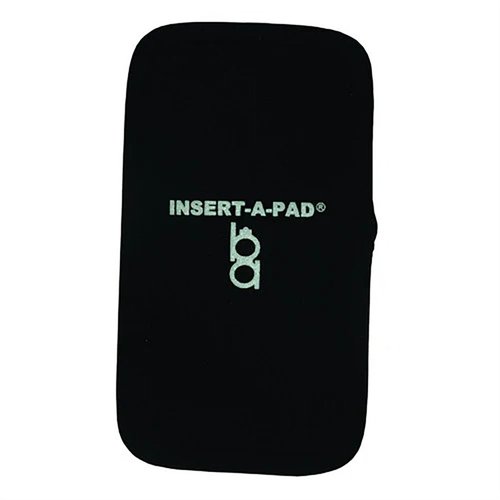 BOB ALLEN INSERT-A-PAD är en högdensitets neopren skjutplatta som enkelt fästs på kläder med en säkerhetsnål och passar även i Insert-A-Pad fickor.