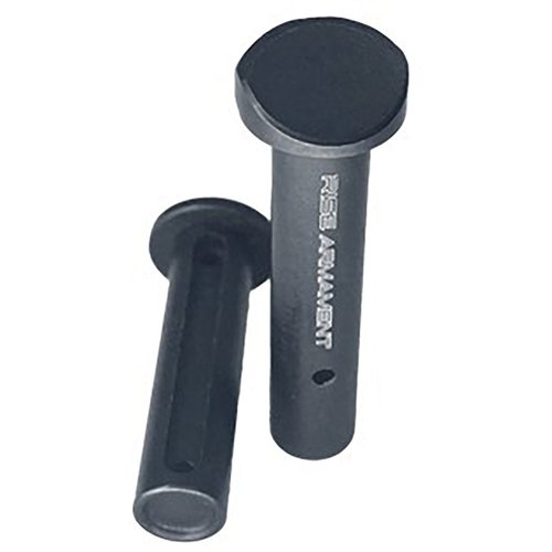 RISE Armament Enhanced Takedown och Pivot Pins för AR-15 erbjuder säker och enkel hantering med bekväm fingeranpassning och hållbar svart nitride finish.