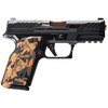 XF PRO™ 9MM Luger erbjuder en robust och pålitlig prestanda med sin metallkonstruktion, utbytbara grepp och optikvänliga design för överlägsen skjutprecision.