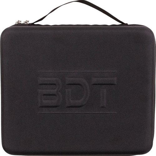 BULLDOG CASES EVA Suppressor Field Case 11” x 3” x 9” erbjuder hållbart skydd, värmebeständig förvaring och organiserad lagring för din dämpare och tillbehör.