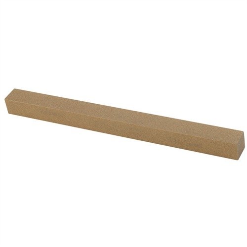 NORTONs 6" X 1/2" X 1/2" INDIA STONE är perfekt för snabb rengöring av tillverkningsgrater och ger en smidigare avtryckare med få drag.