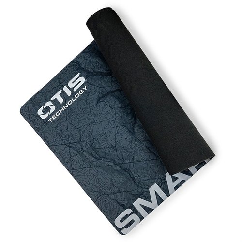 Otis Technology Gun Cleaning Mat skyddar din vapens finish med en stor, vattentät neoprenmatta som enkelt rullas ihop för förvaring och är perfekt för alla arbetsytor.