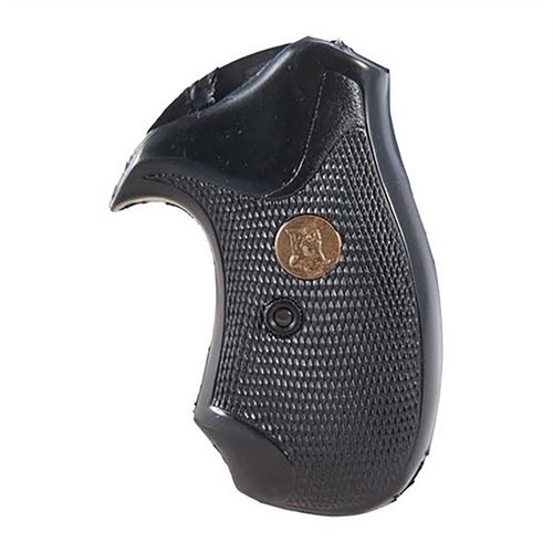 Pachmayr Presentation Grips erbjuder klassisk stil, djup ruggad yta för bättre grepp och är designade för att hjälpa dig peka rakt med din revolver.