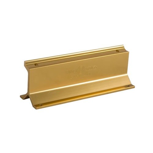 Forsters "Classic" Trimmer är perfekt för trimning av stora patroner, med en 6½" lång bas och kapacitet för fall från 17/8" till 41/8".