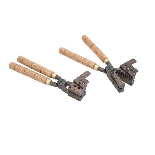 REDDING/SAECO Mould Handles är tillverkade av duktilt järn med solida handtag i hårdträ, passar alla SAECO mould blocks (1-8 cavity) för enkel och effektiv användning.
