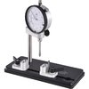 Sinclair Concentricity Gauge är lättanvänd och exakt, med justerbara bärblock, stabil basplatta och möjlighet att mäta både hylsor och laddade patroner.