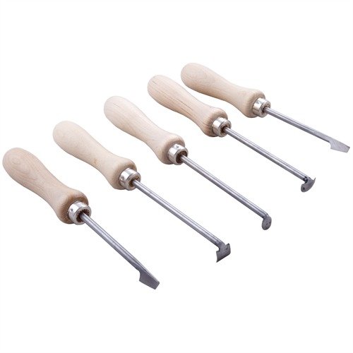 STOCK INLETTING TOOLS från ROYAL ARMS gör det enkelt att ta bort tunna träbitar i trånga utrymmen, med hållbara verktyg för precision och komfort.