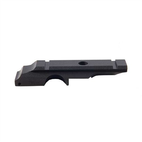S&K Insta-Mount Scope Bases för Lee Enfield 4&5 ger enkel montering av kikarsikte utan att skada ditt vapen, med utmärkt hållbarhet och lätt avtagning.