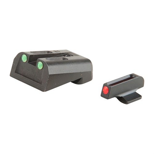 KIMBER 1911 Brite-Site siktset erbjuder exceptionell ljusstyrka och hållbarhet, perfekt för både tävling och strid, med lättinstallerade fiberoptiska detaljer.