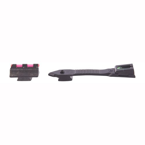 RUGER® 10/22® 3-DOT FIRE SIGHTS erbjuder en ljus röd fiberoptik fram och justerbar U-notch bak, perfekt för snabb målupptäckte i alla ljusförhållanden.